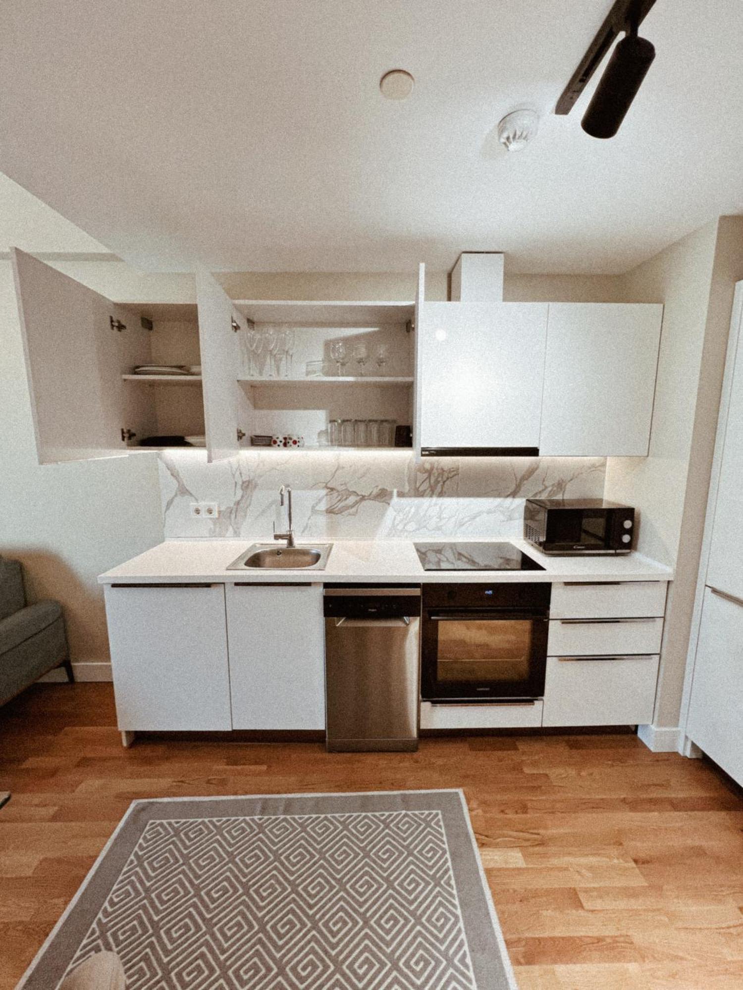 180° View Apartment In Diamond Building สโกเปีย ภายนอก รูปภาพ