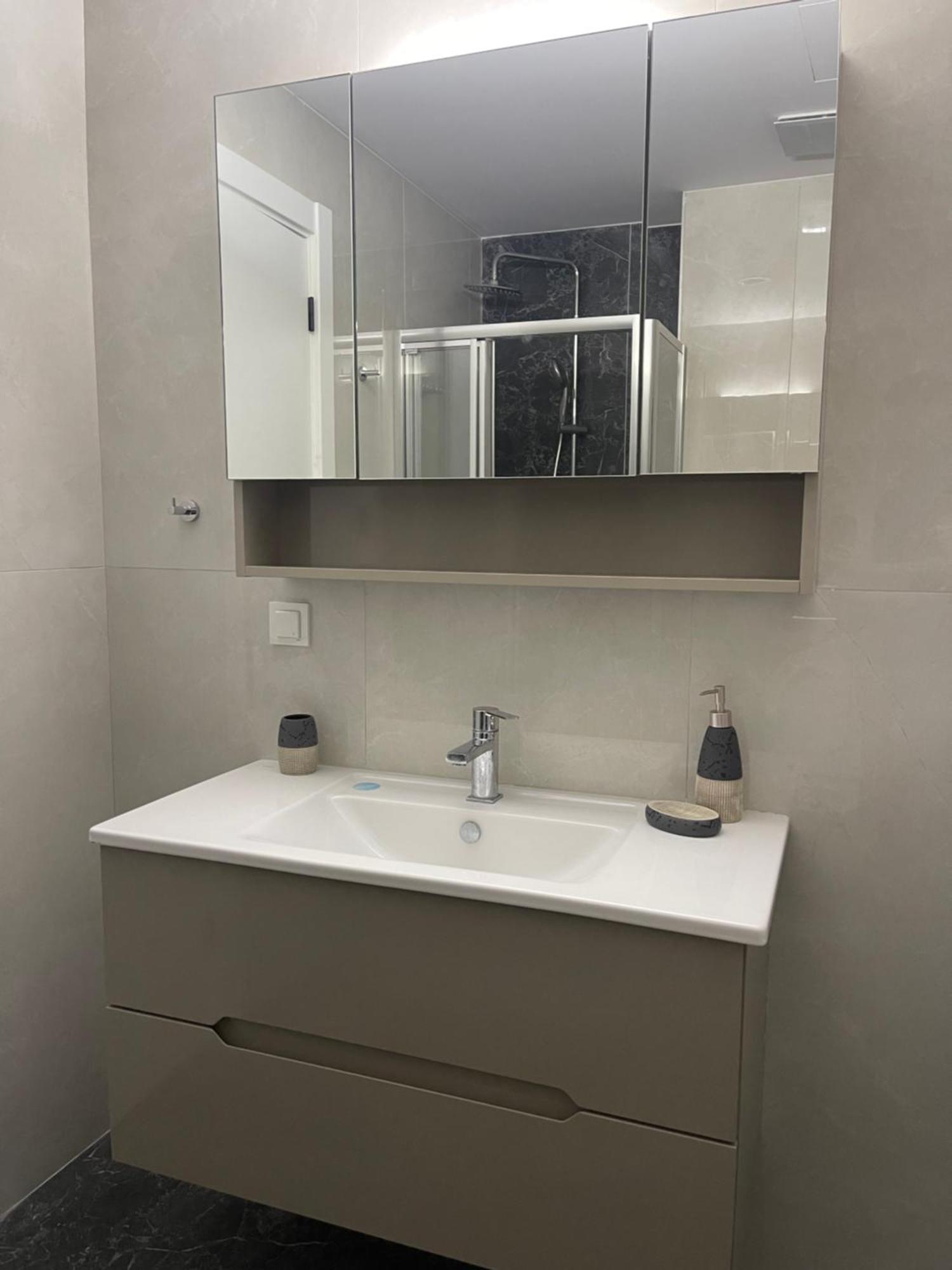 180° View Apartment In Diamond Building สโกเปีย ภายนอก รูปภาพ
