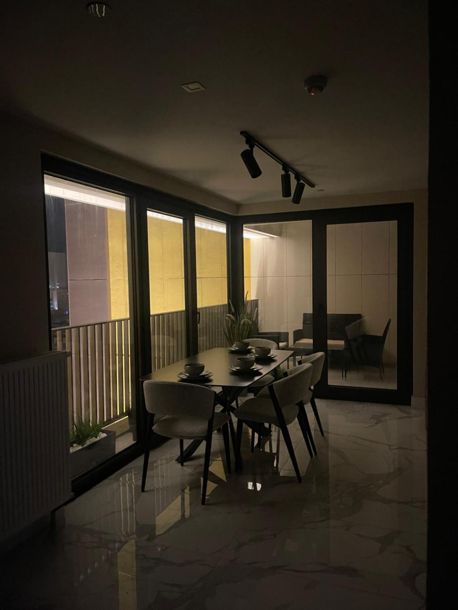 180° View Apartment In Diamond Building สโกเปีย ภายนอก รูปภาพ